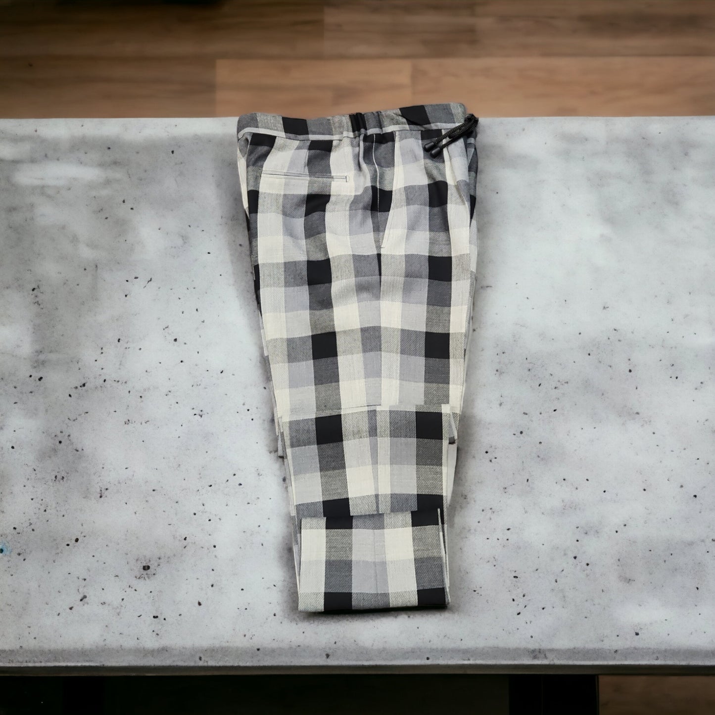 Pantalon cu siret