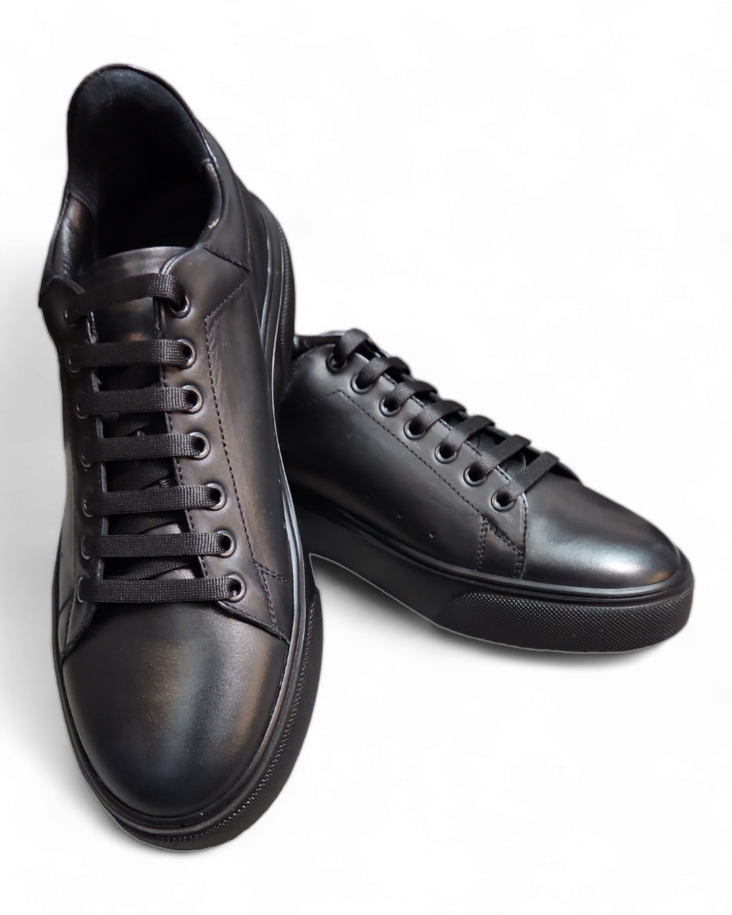 Sneaker negri din piele naturala