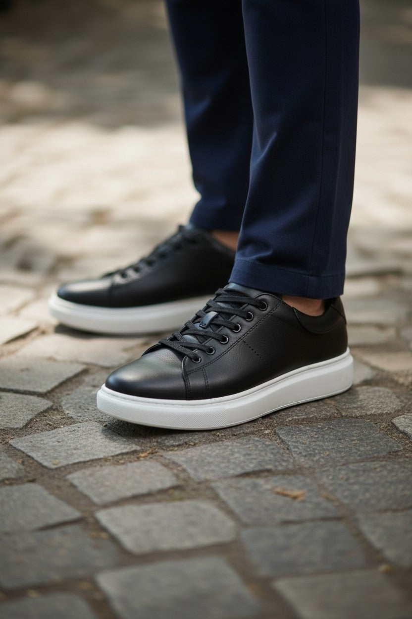 SNEAKERS Negru Din Piele cu talpa alba